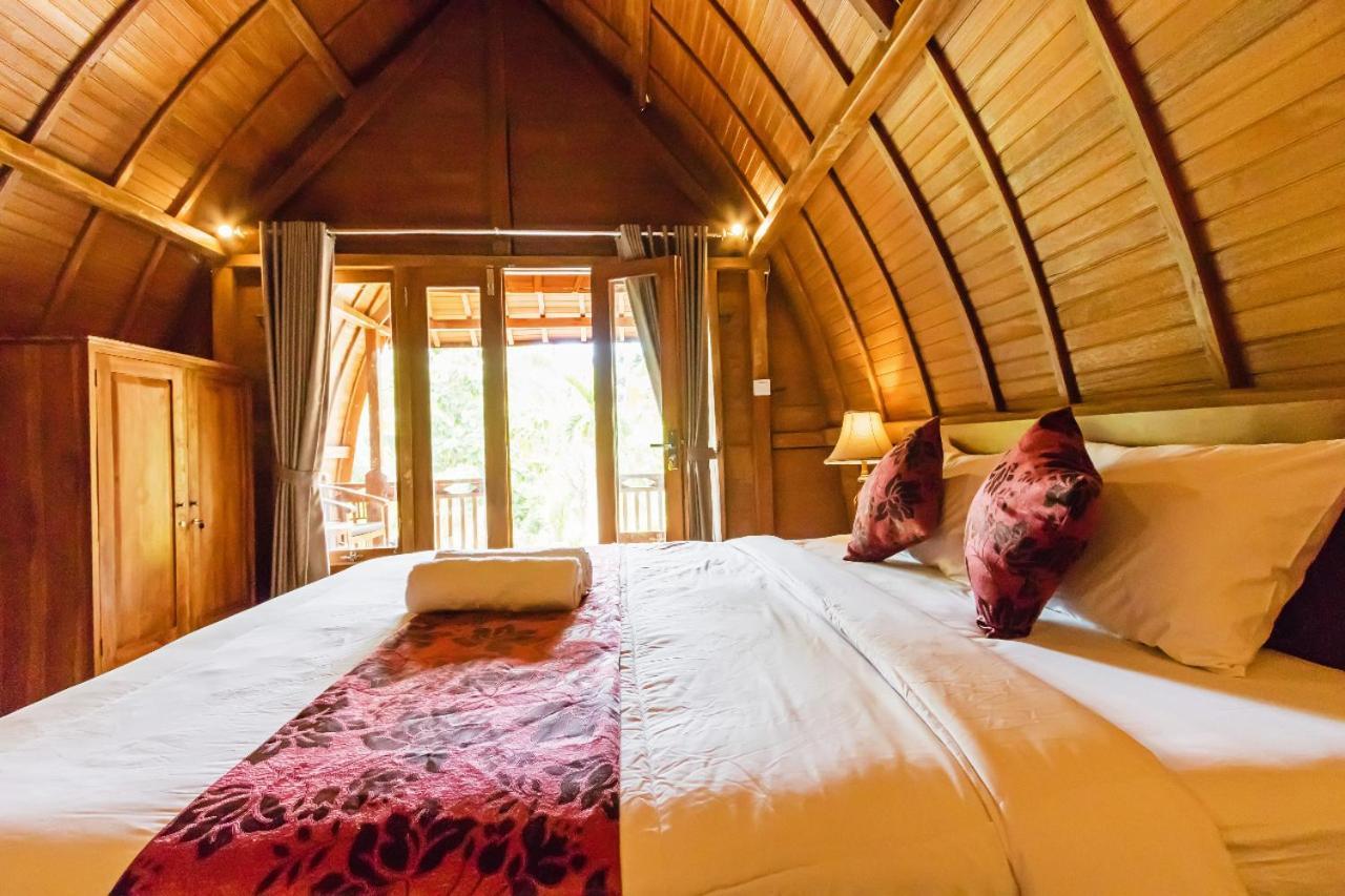 Kelingking Mesari Villa And Spa Batumadeg エクステリア 写真